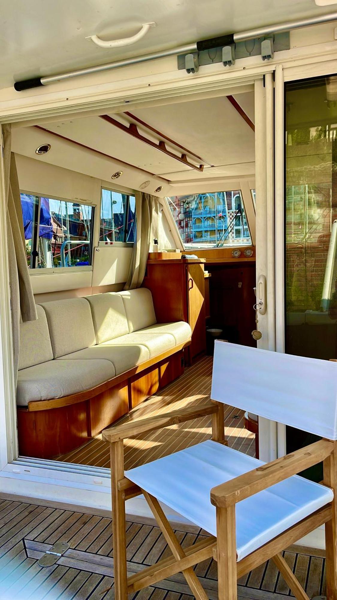 Yacht Deauville Extérieur photo